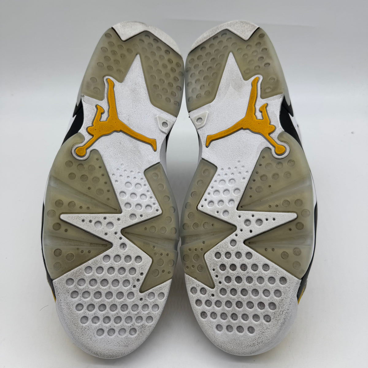 Jordan 6 Yellow Ochre