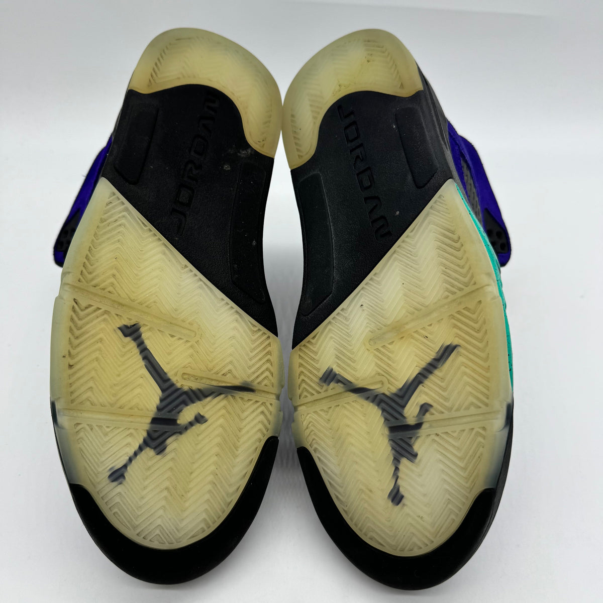Jordan 5 Alternate Grape