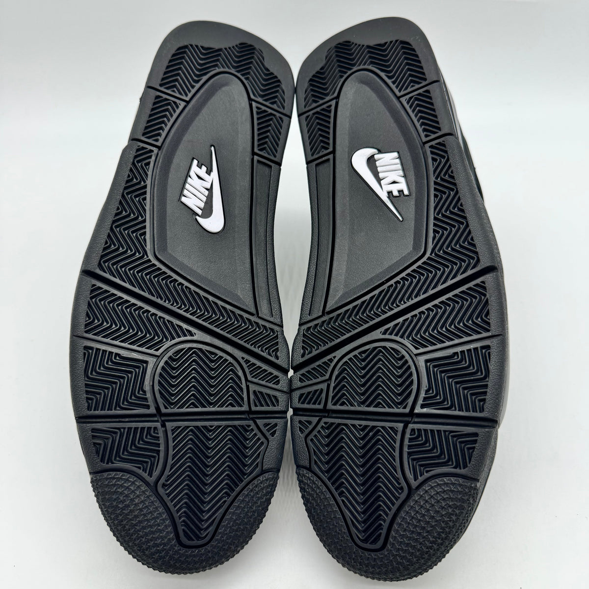 Jordan 4 Black Cat (2025)