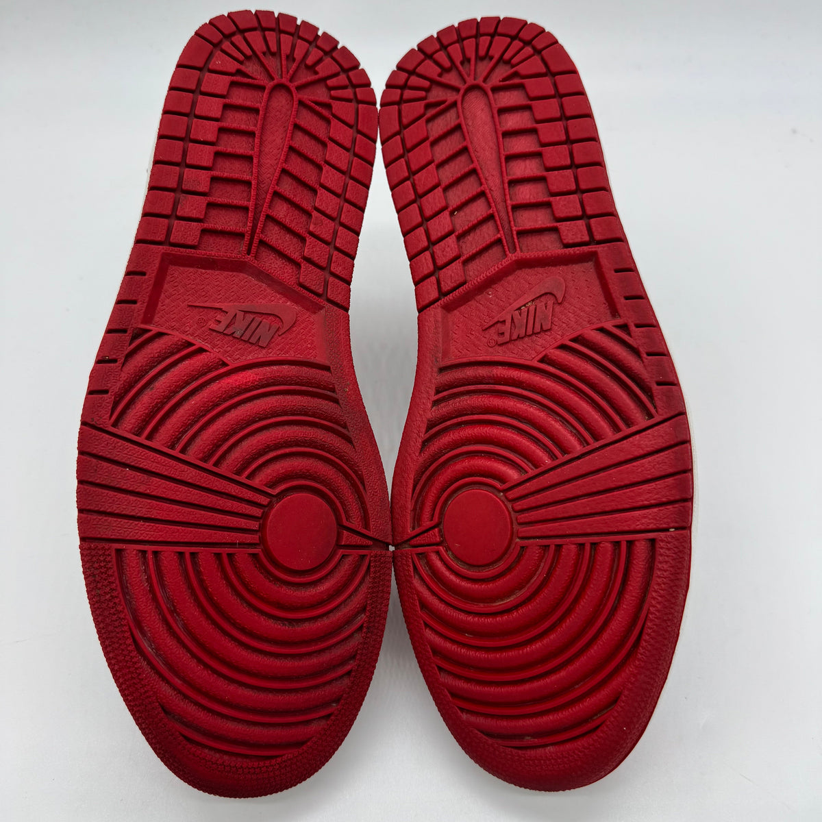 Jordan 1 Chicago (2013)