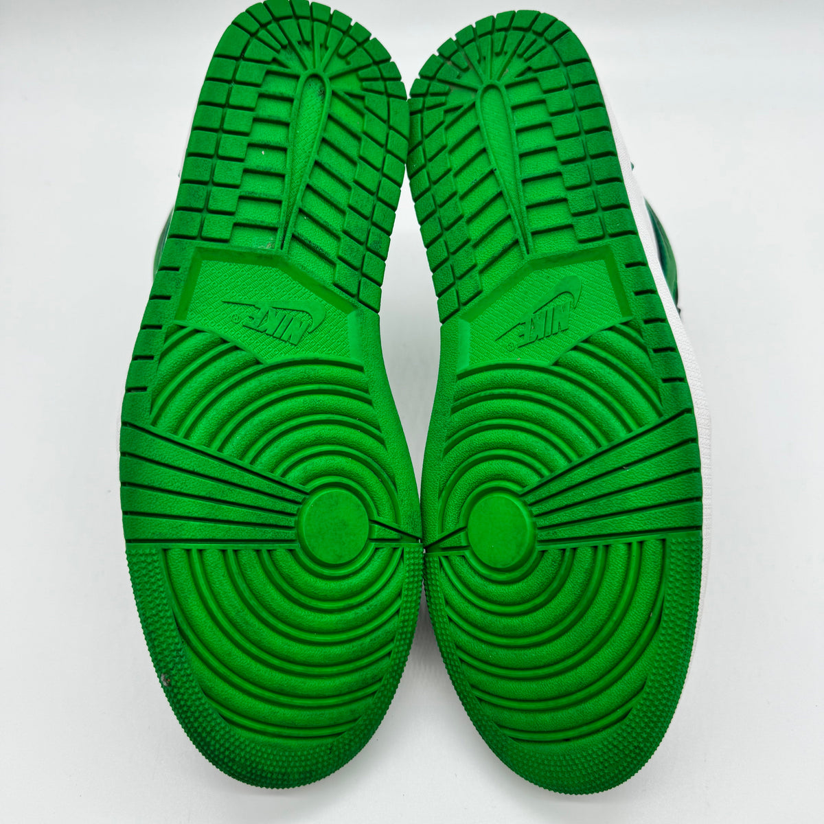 Jordan 1 High OG Lucky Green