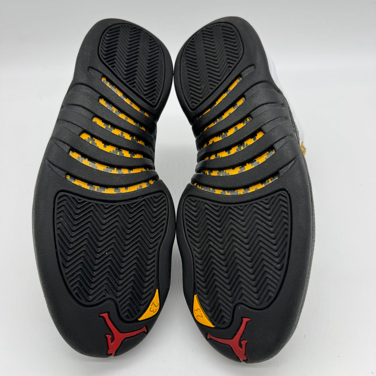 Jordan 12 Taxi (2013)