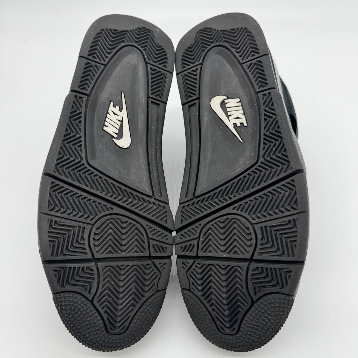 Jordan 4 Black Cat (2025)