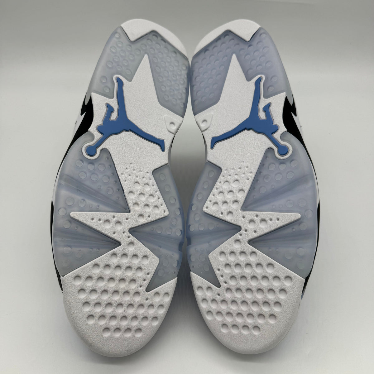 Jordan 6 UNC White
