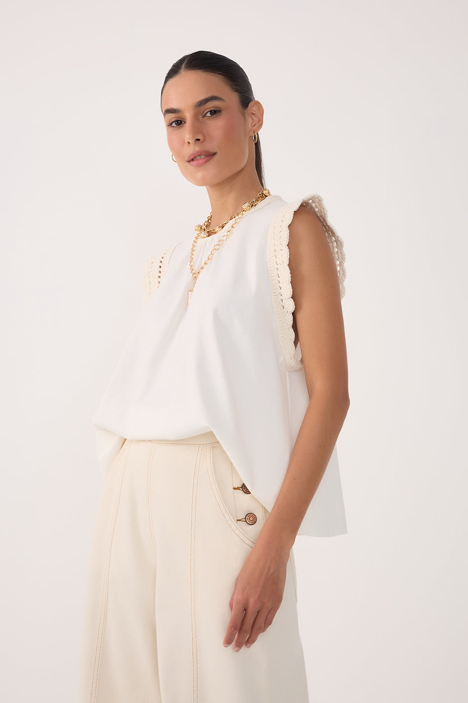 CROCHET DETAIL SLEEVELESS TOP
