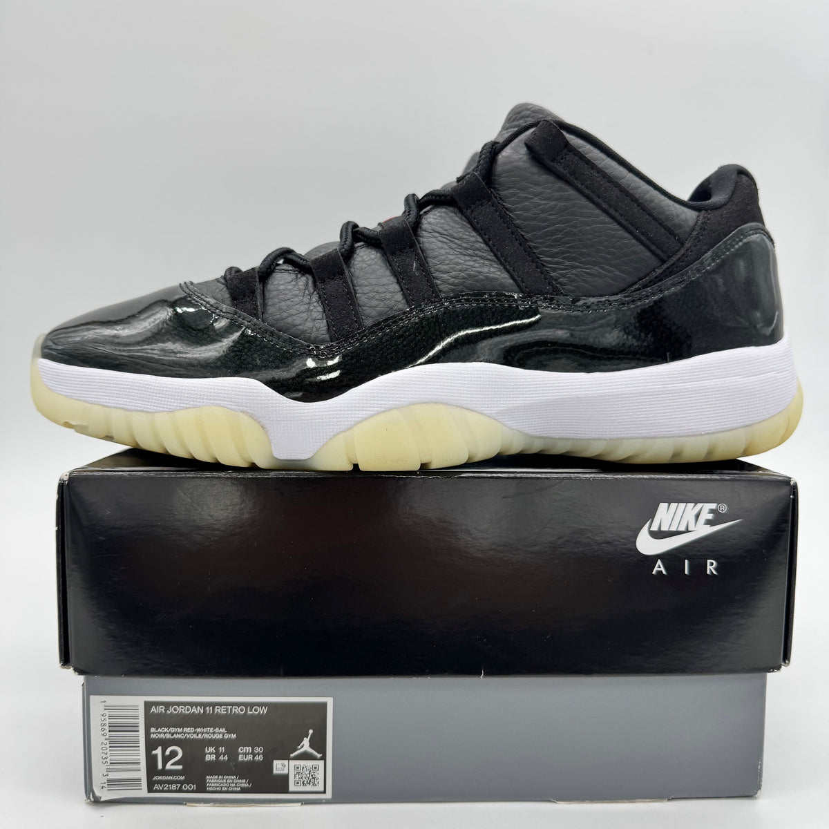 Jordan 11 Low 72-10