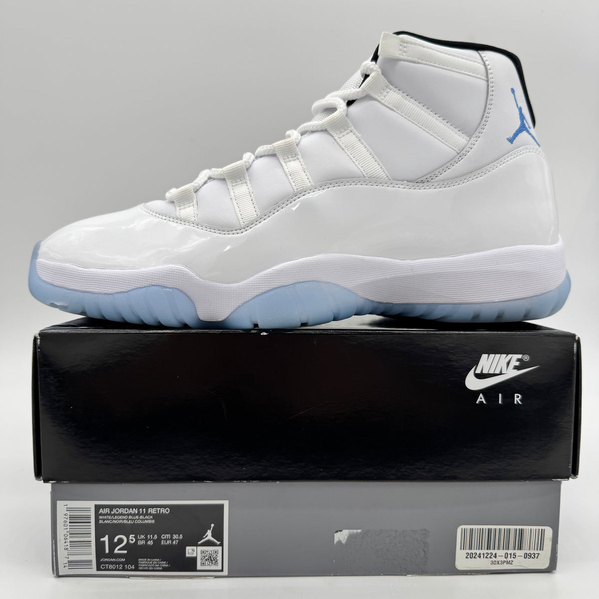 Jordan 11 High Legend Blue (2024)