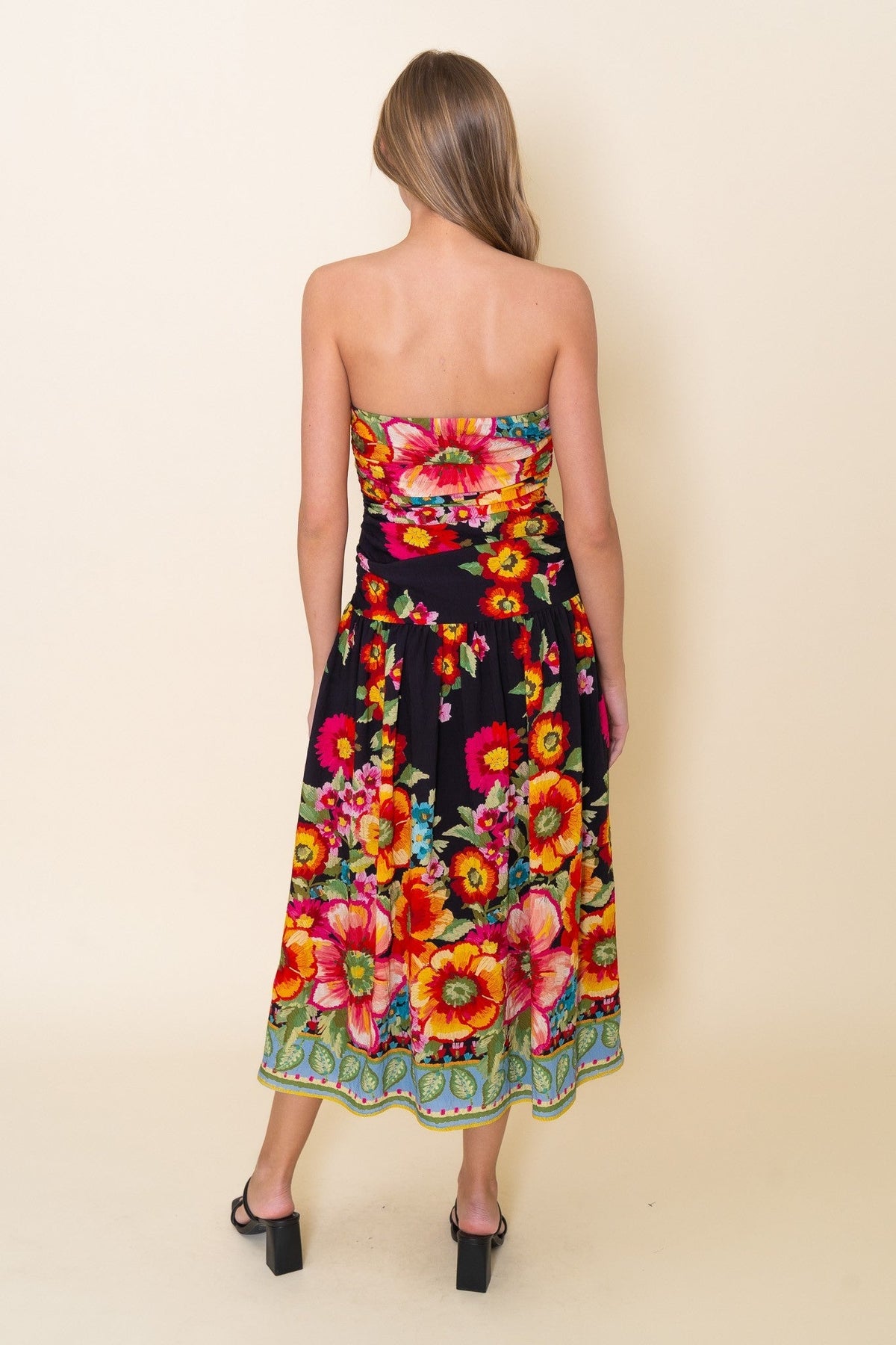 CHIC FLORAL STRAPLESS MAXI DRESS