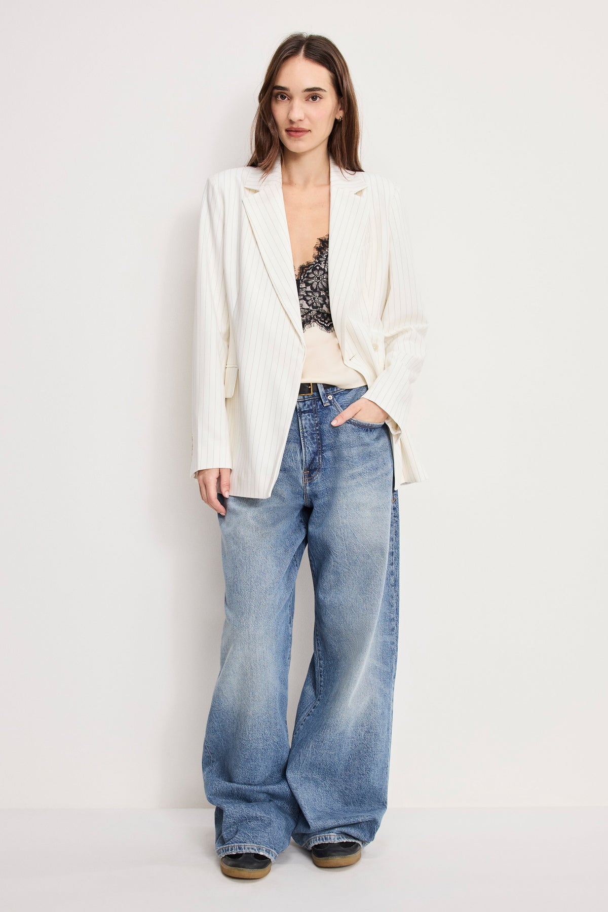 ESSENTIAL SUITING BELTED BLAZER | CHESTNUT PIN STRIPE