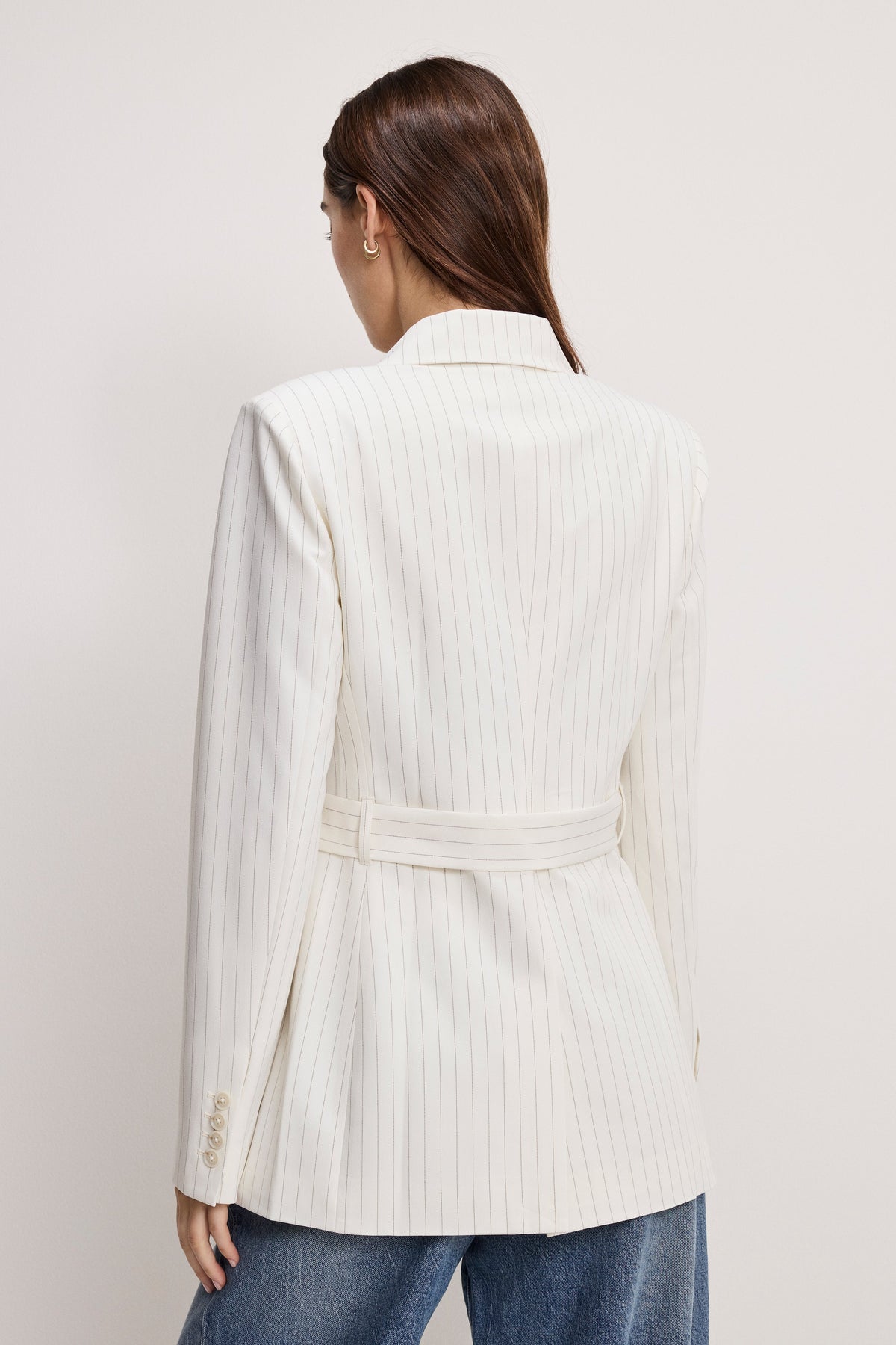 ESSENTIAL SUITING BELTED BLAZER | CHESTNUT PIN STRIPE