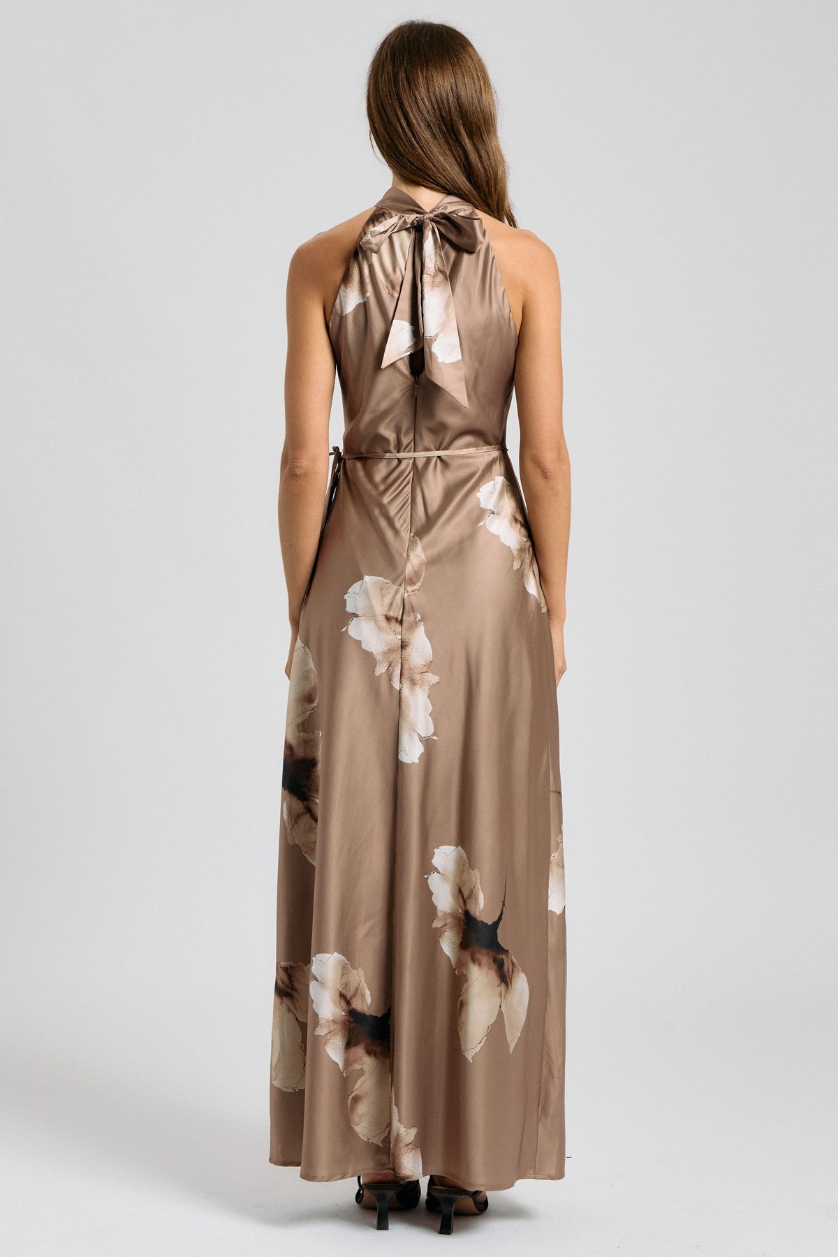FLORAL HALTER NECK MAXI DRESS