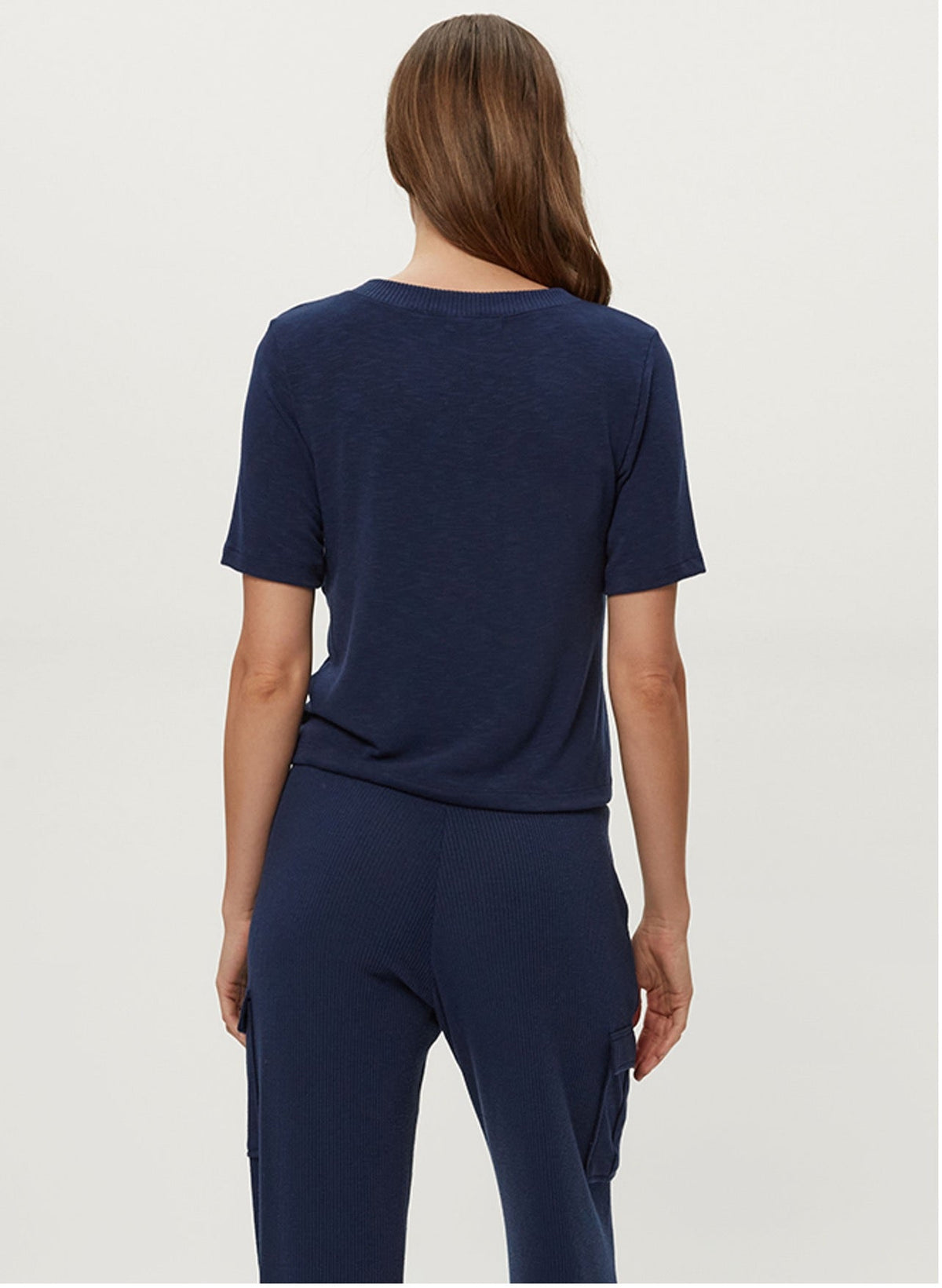 MATTY V NECK TOP