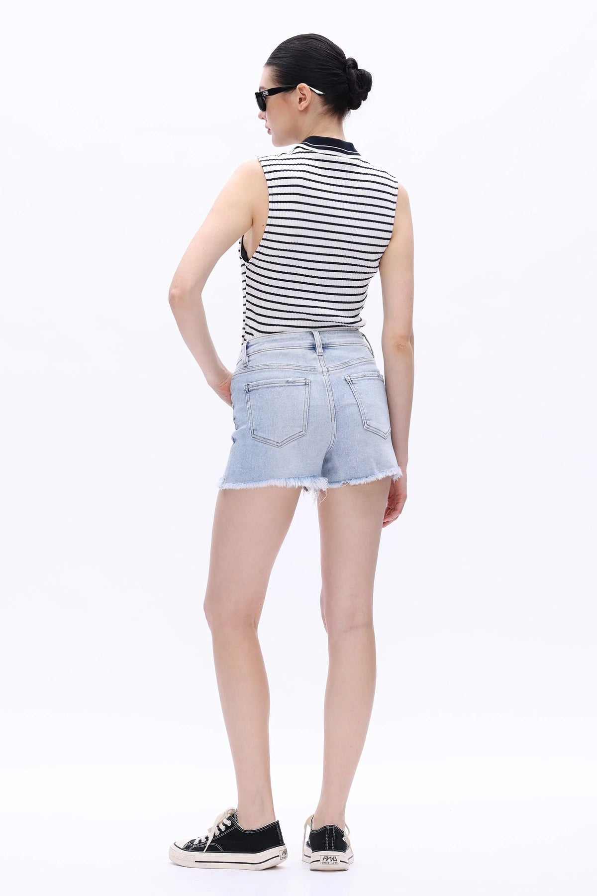 MID RISE SHORTS