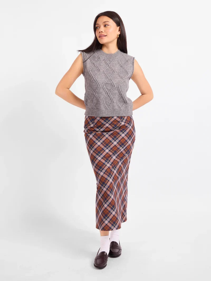 CAMPUS GIRL GEOMETRIC SWEATER VEST