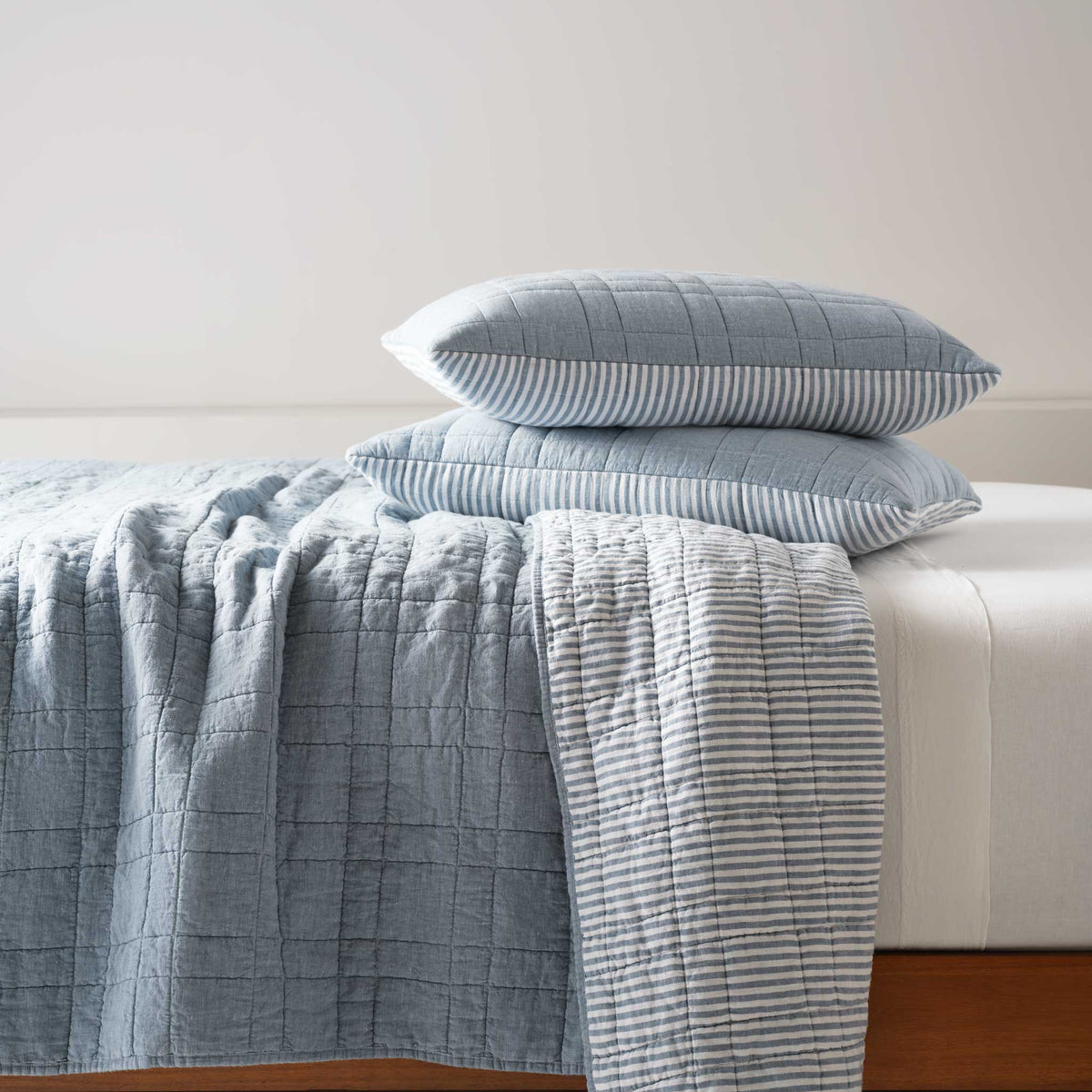 Washed European Linen Quilt Set