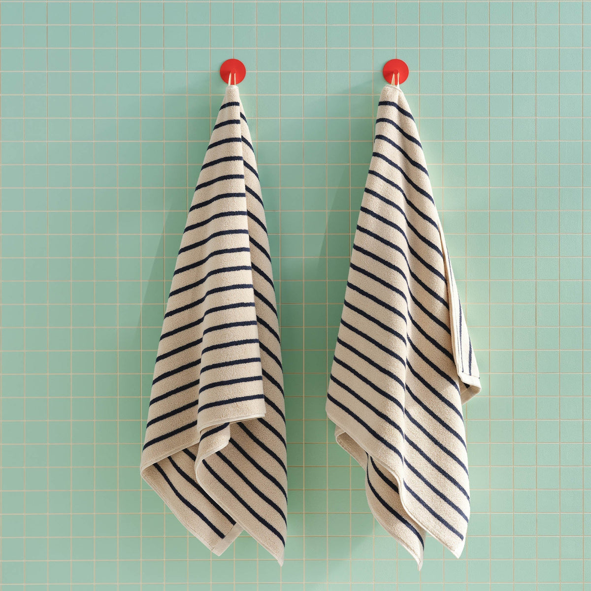 Super-Plush Turkish Cotton Bath Sheets Set of 2