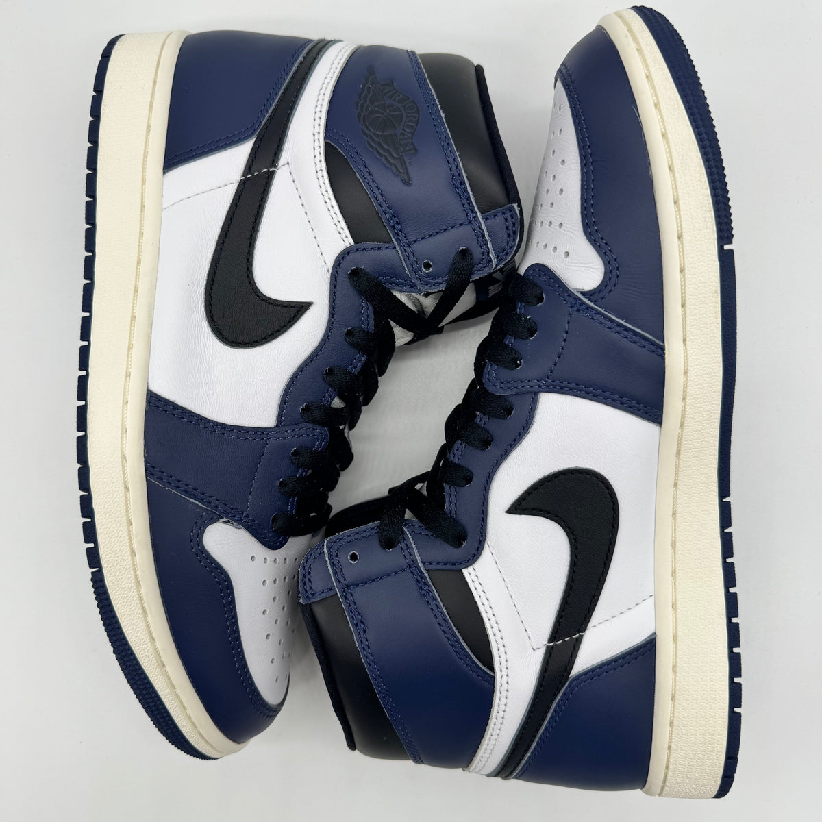 Jordan 1 High OG Midnight Navy