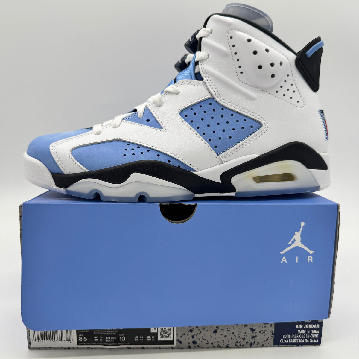 Jordan 6 UNC White