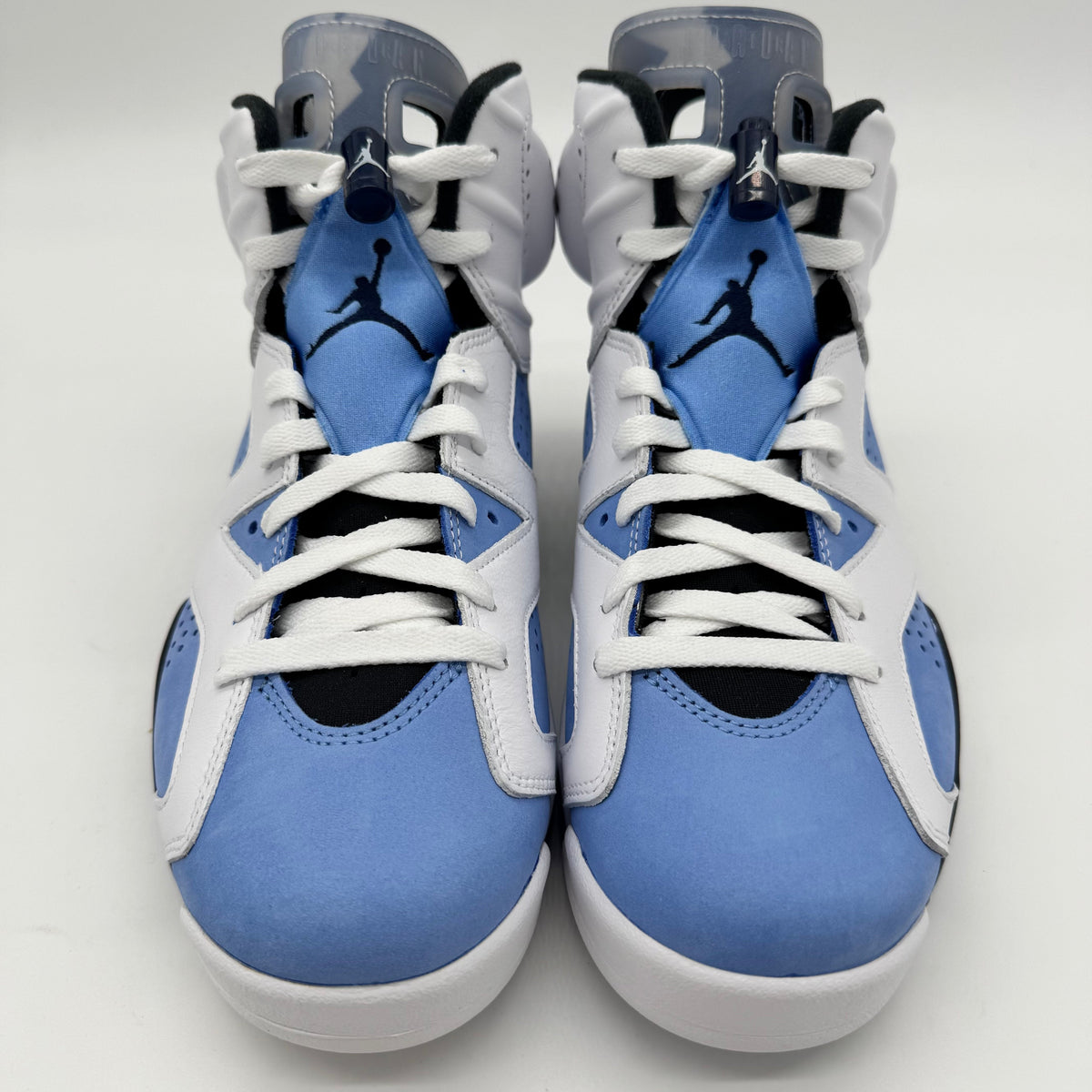 Jordan 6 UNC White
