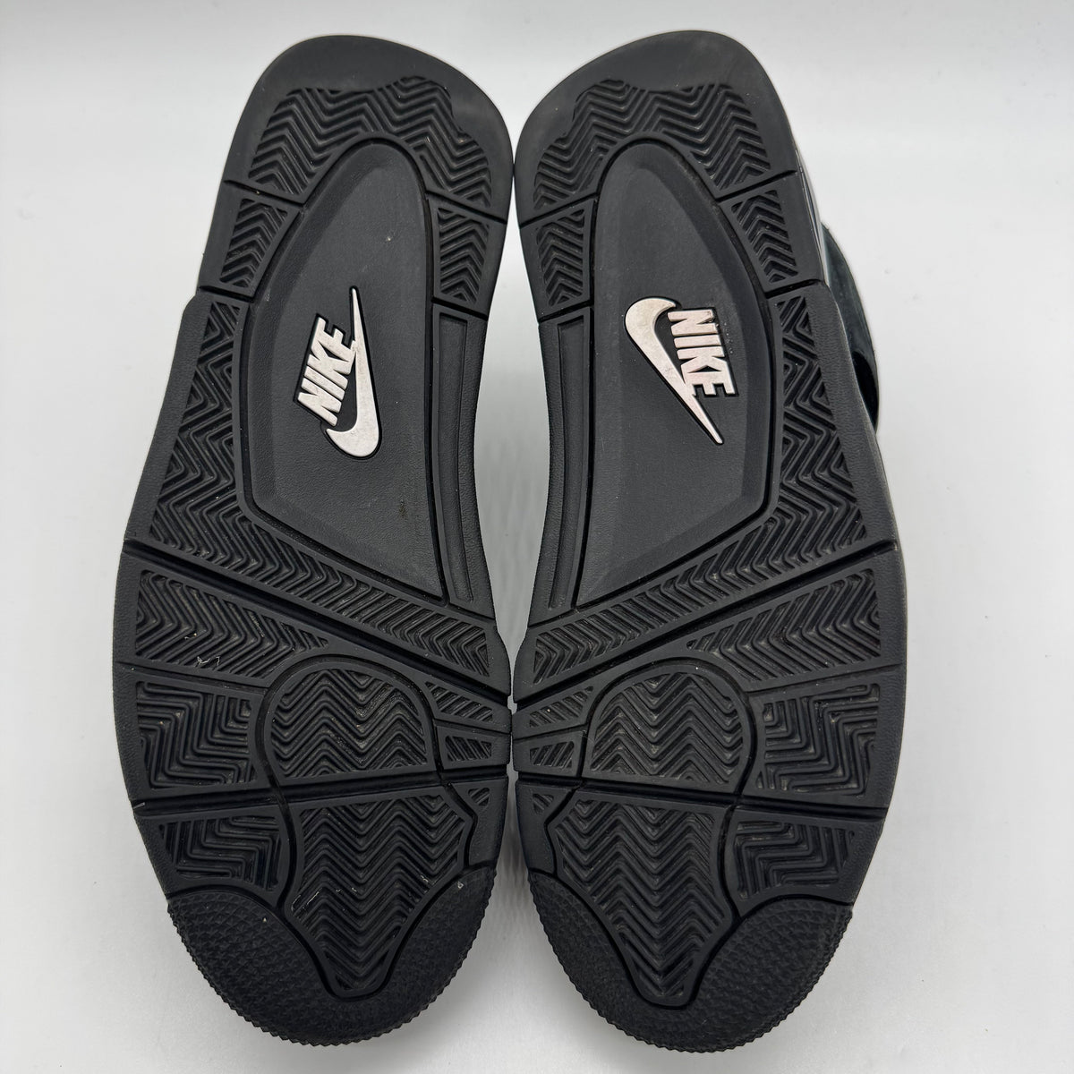 Jordan 4 Black Cat (2025)