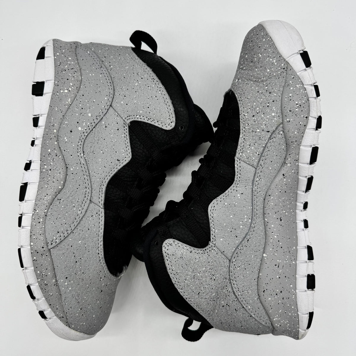 Jordan 10 Light Smoke Grey