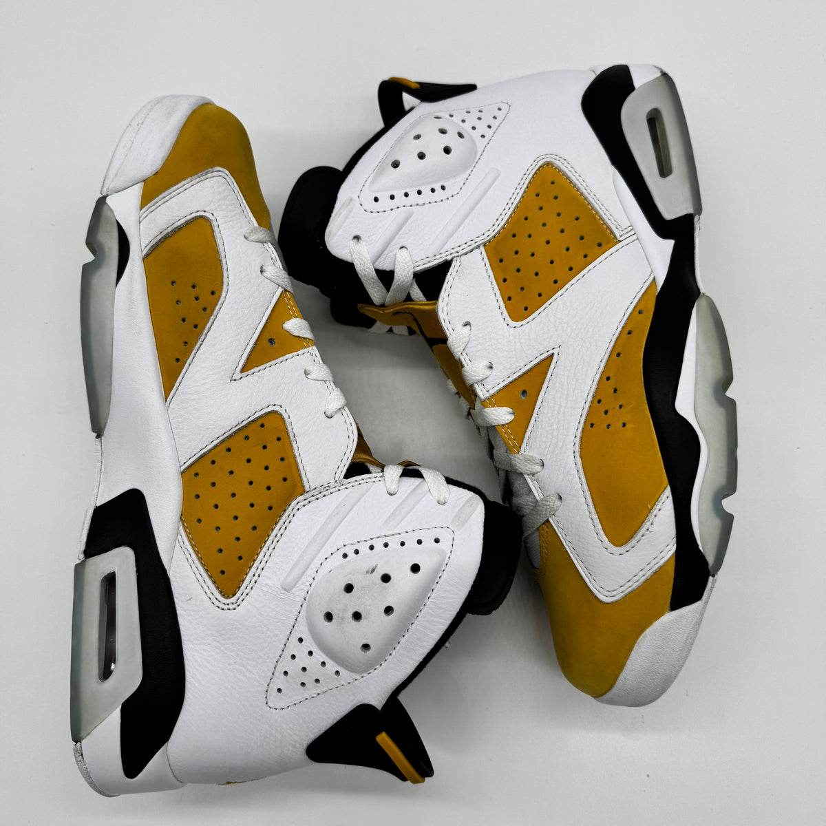 Jordan 6 Yellow Ochre