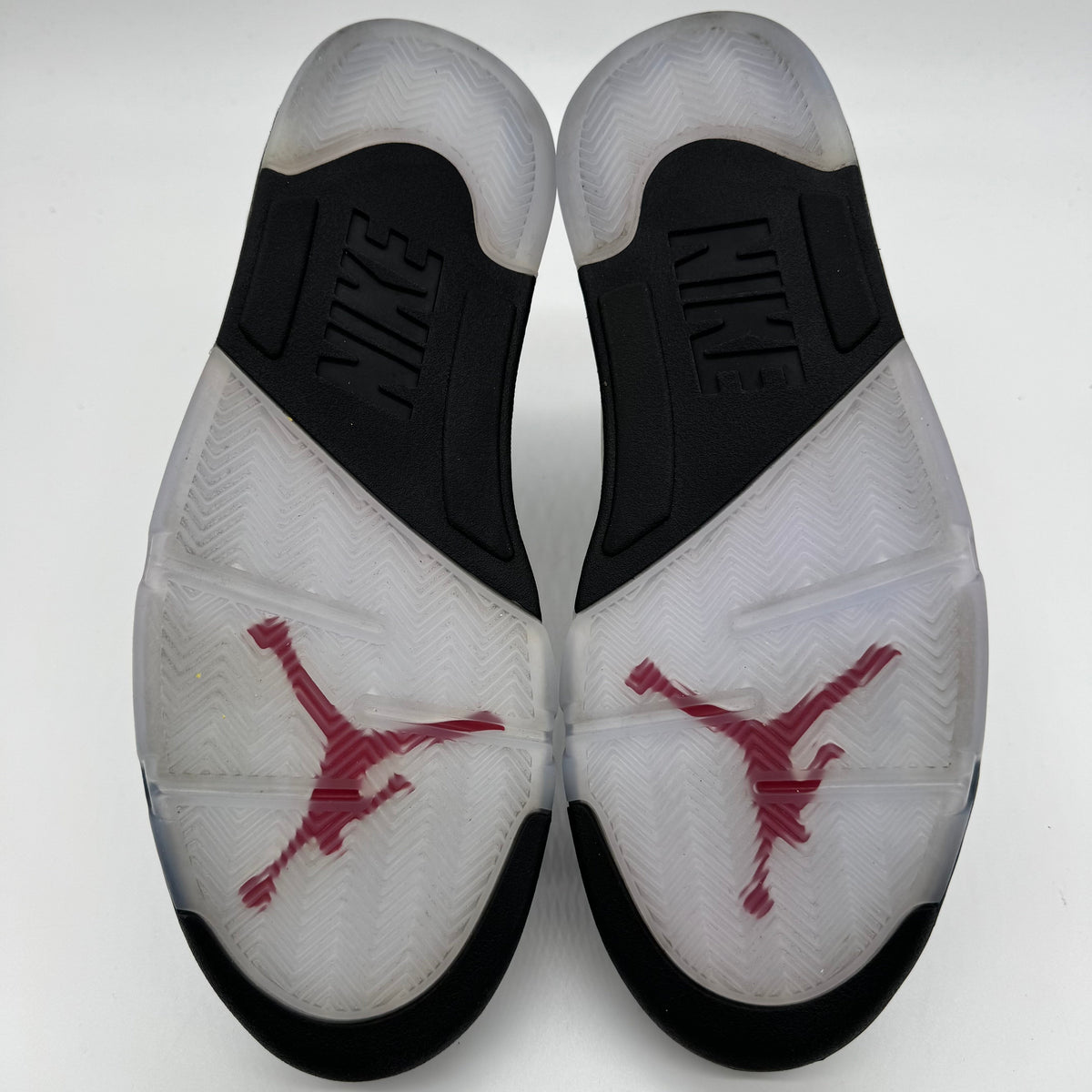 Jordan 5 Fire Red Silver Tongue (2020)