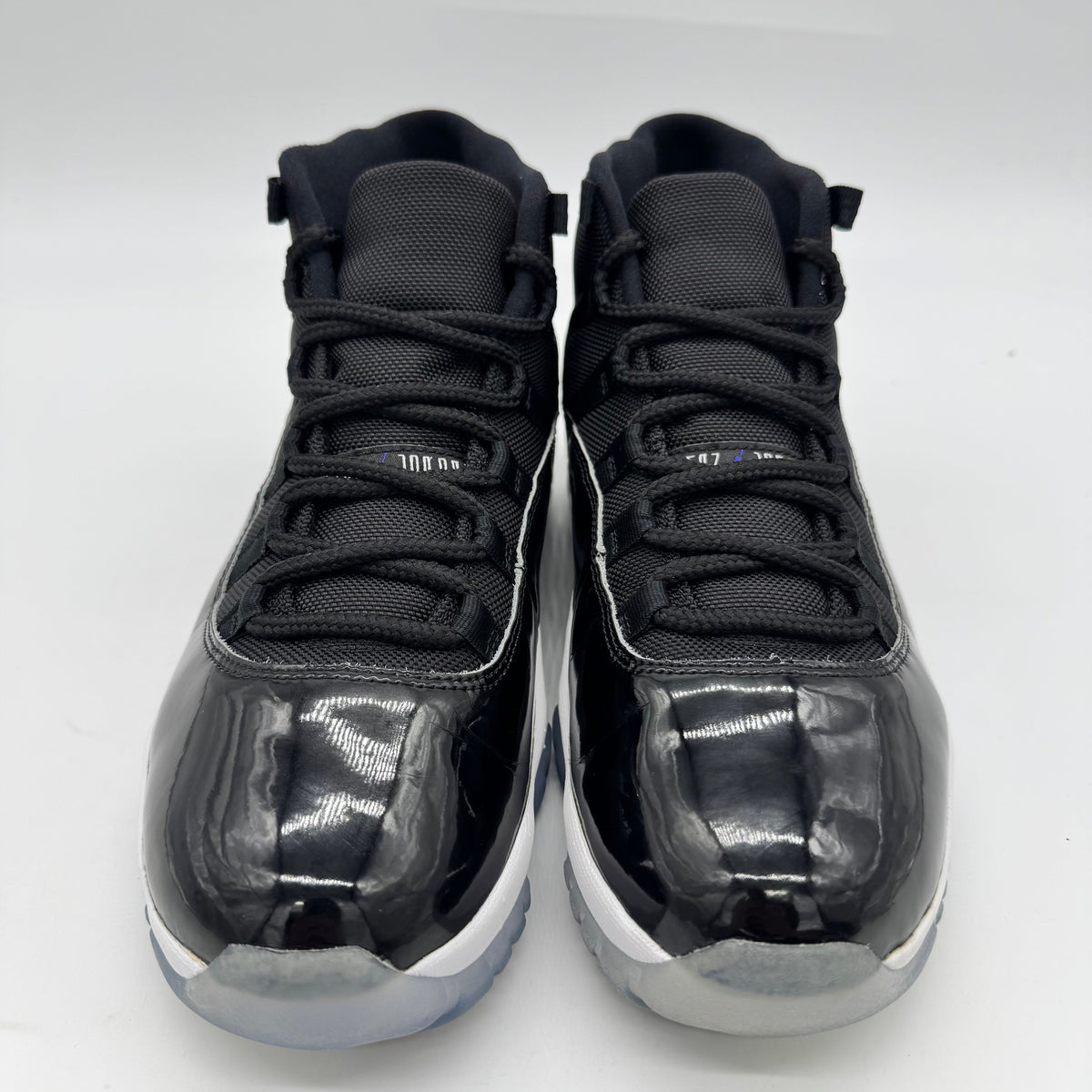 Jordan 11 Space Jam (2016)