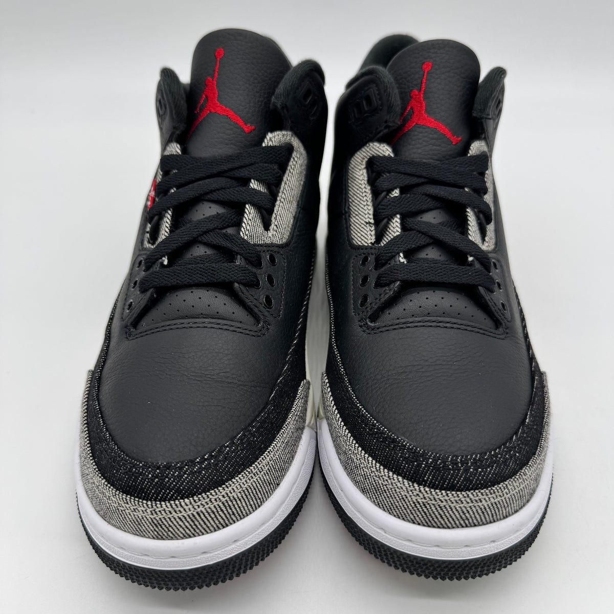 Jordan 3 Levi's Black