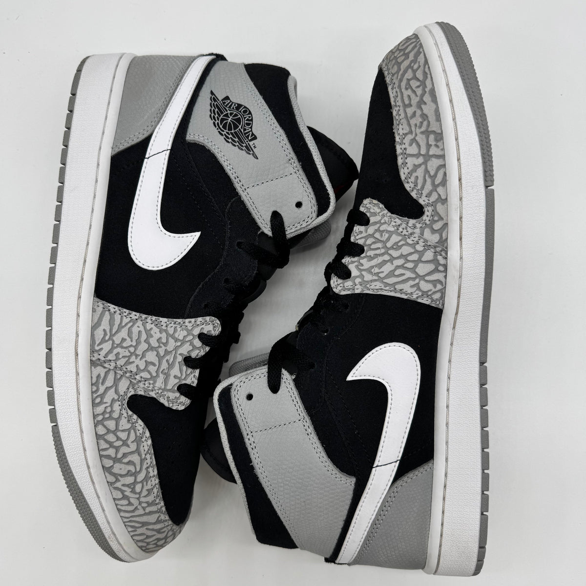Jordan 1 Mid SE Elephant Print