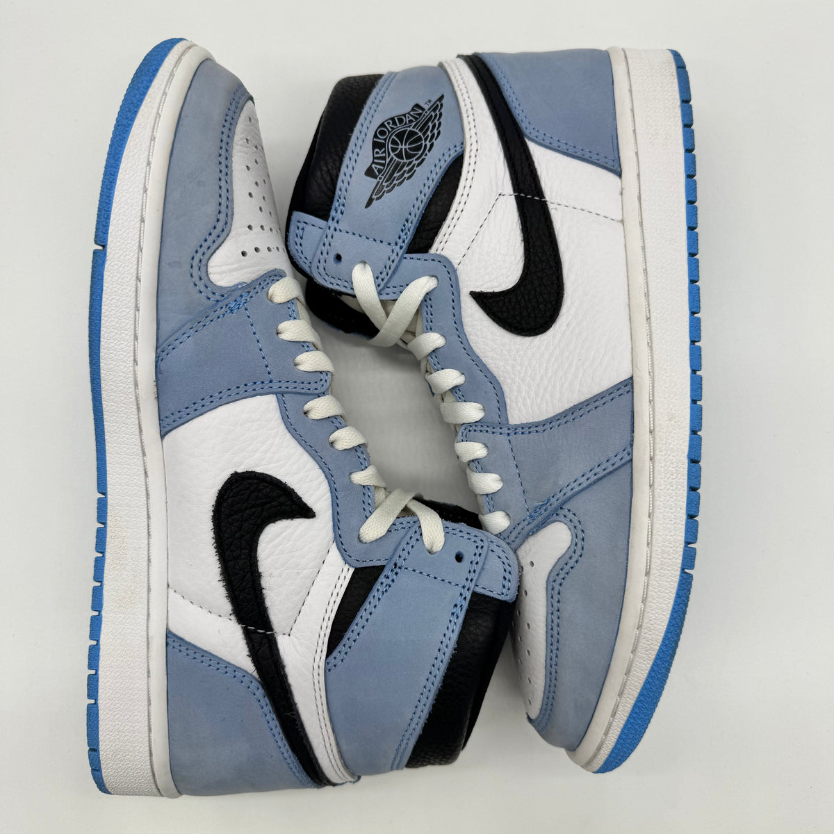 Jordan 1 High OG University Blue