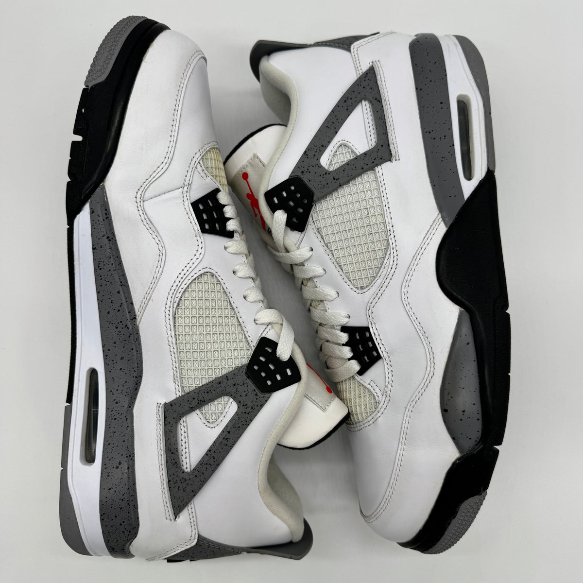 Jordan 4 White Cement (2012)