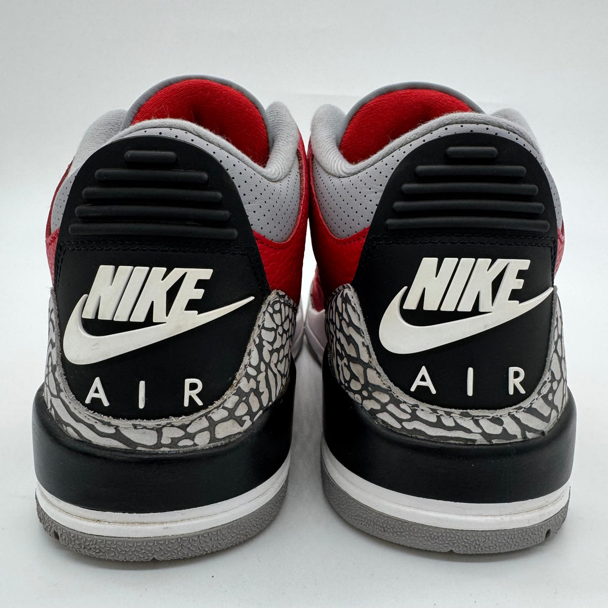 Jordan 3 Unite Fire Red