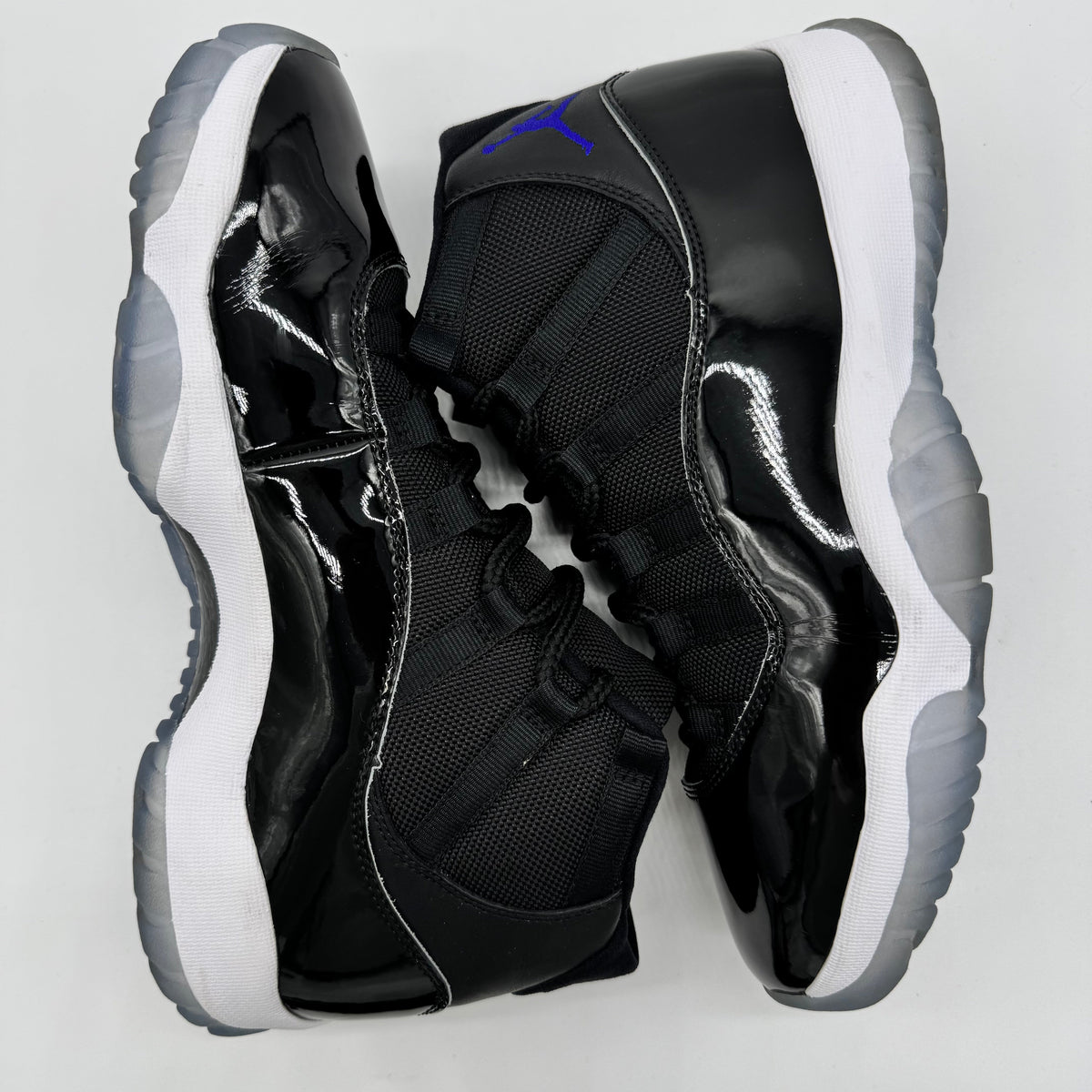 Jordan 11 Space Jam
