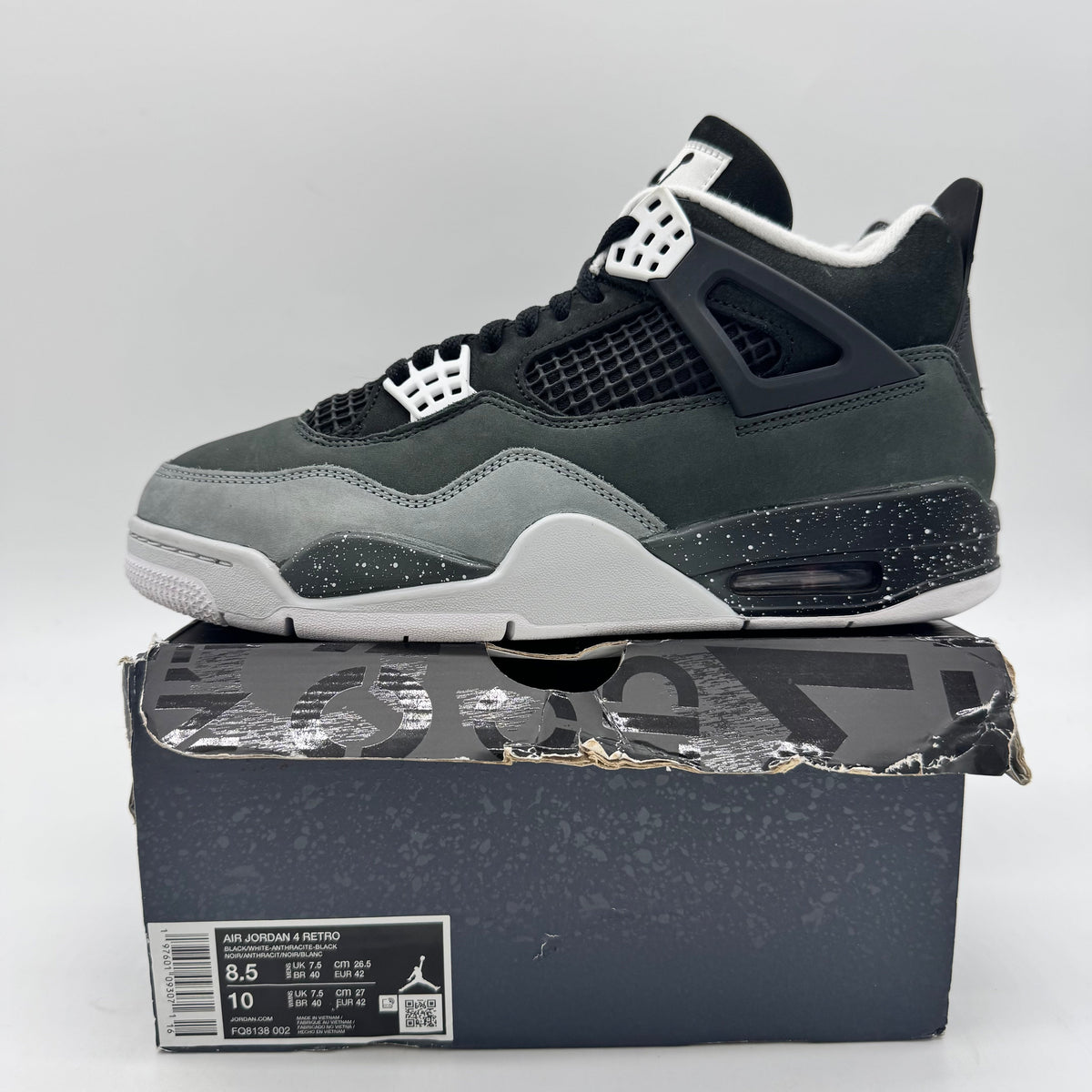 Jordan 4 Fear (2024)