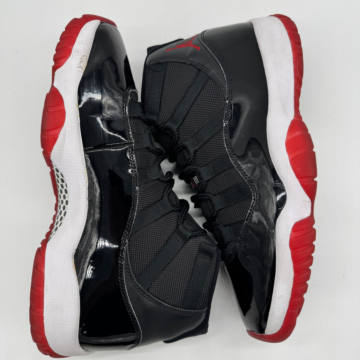 Jordan 11 Playoffs Bred (2019)