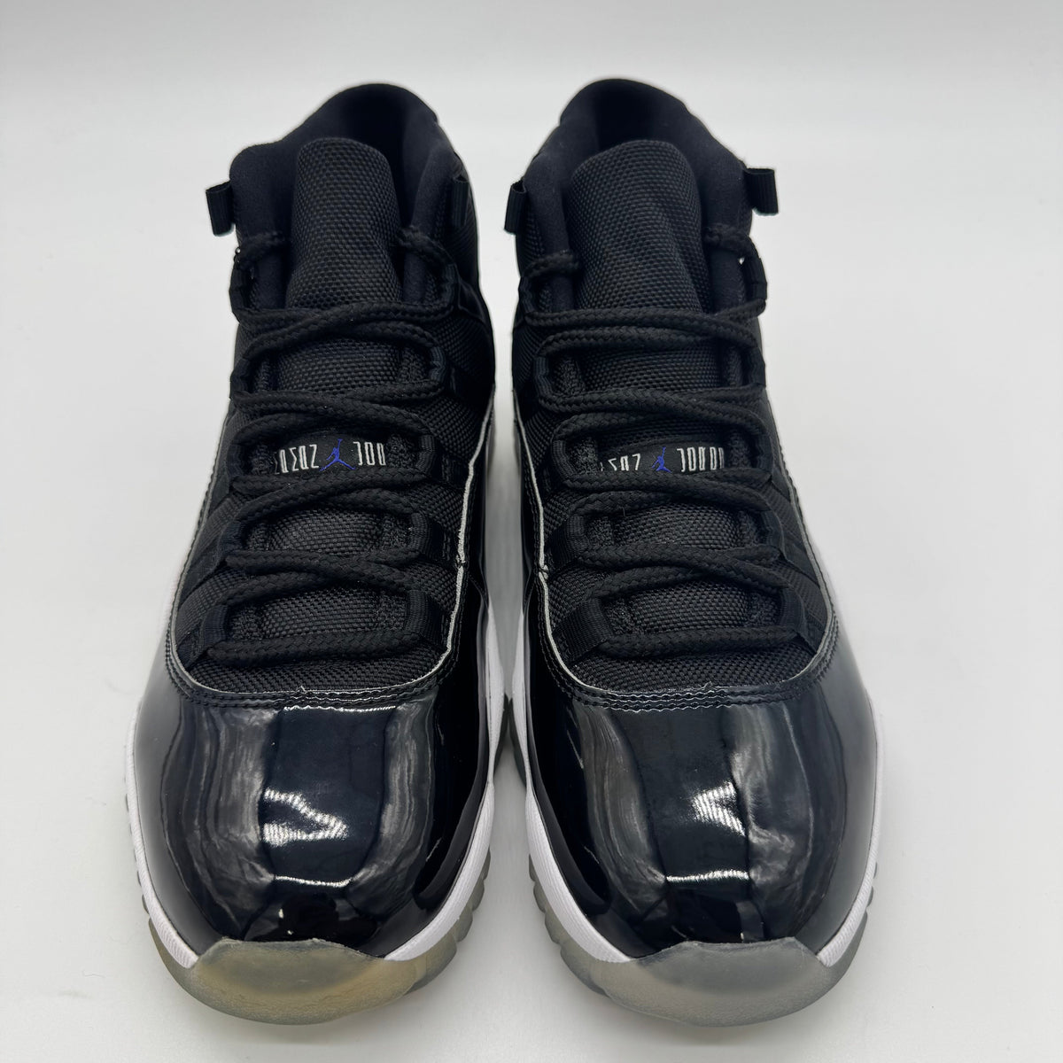 Jordan 11 Space Jam (2016)