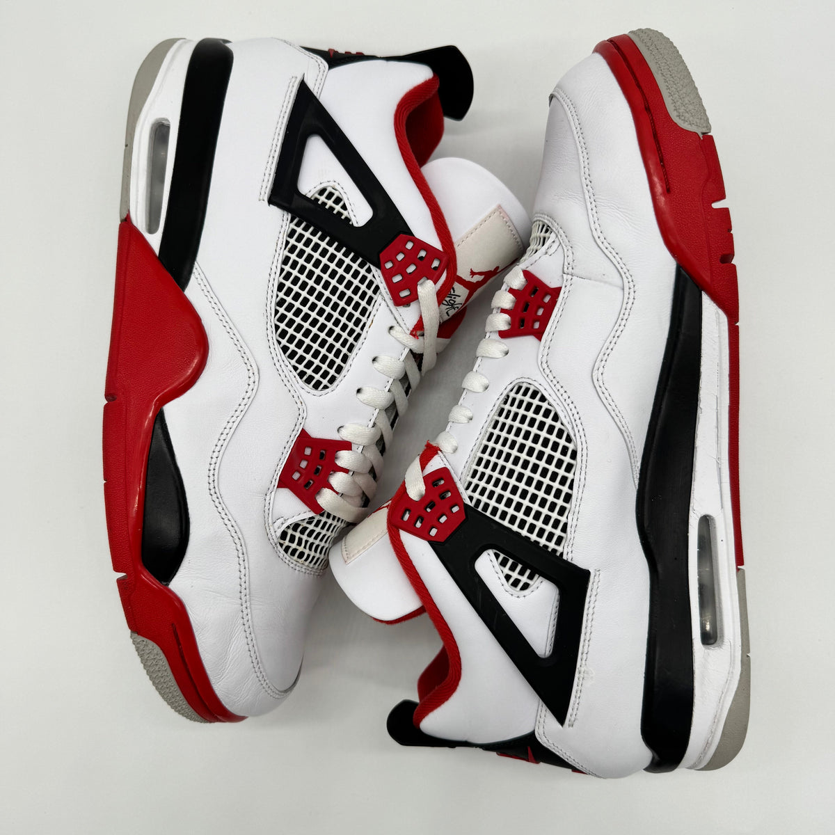 Jordan 4 Fire Red (2020)