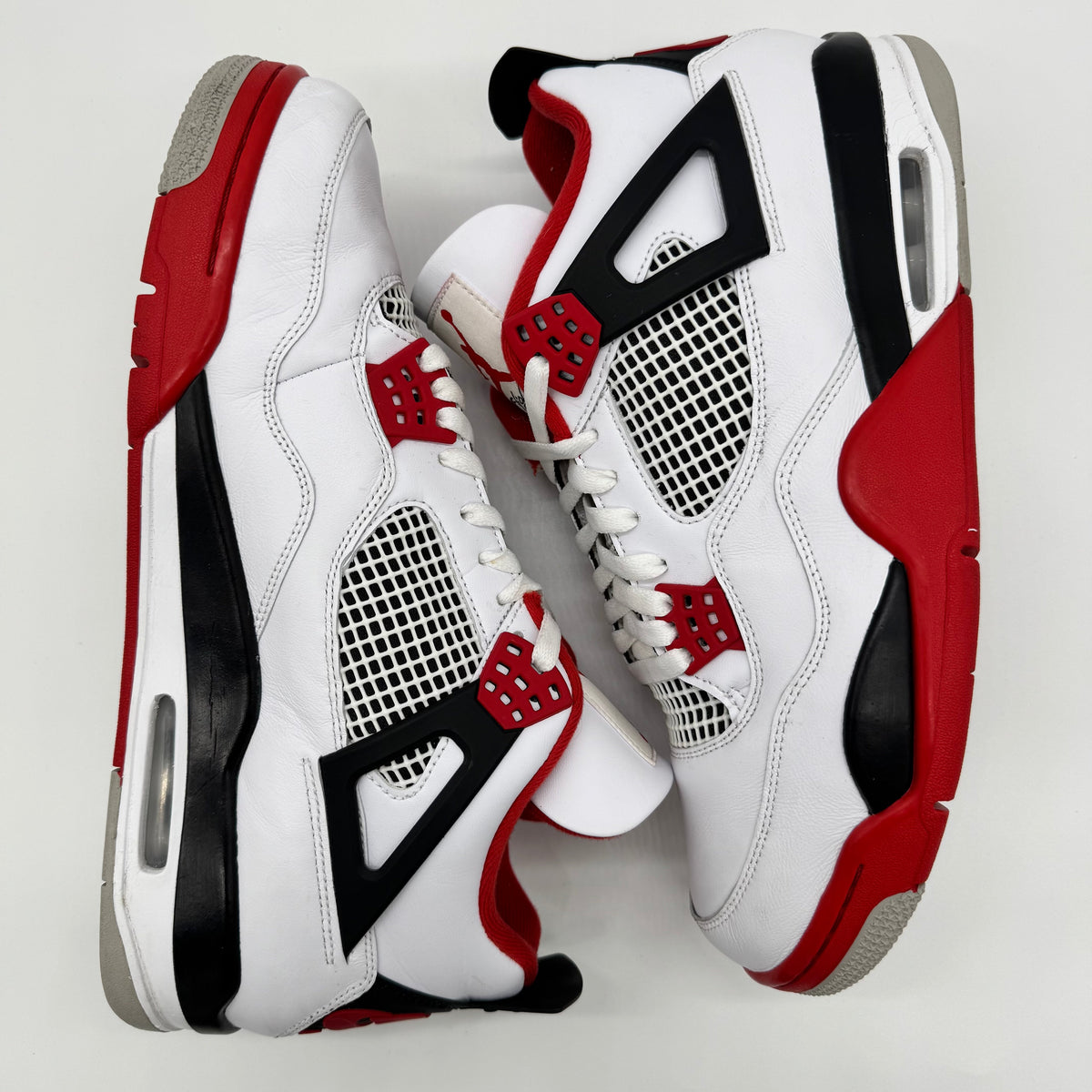 Jordan 4 Fire Red (2020)