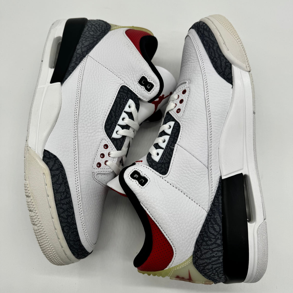 Jordan 3 SE Fire Red Denim (2020)