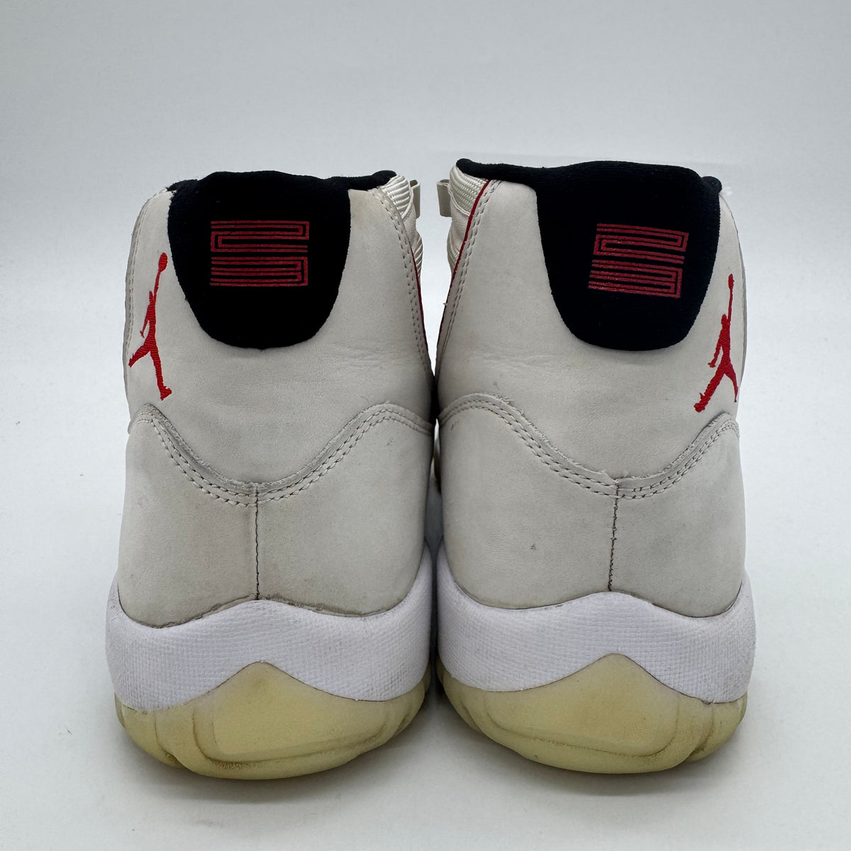 Jordan 11 Platinum Tint