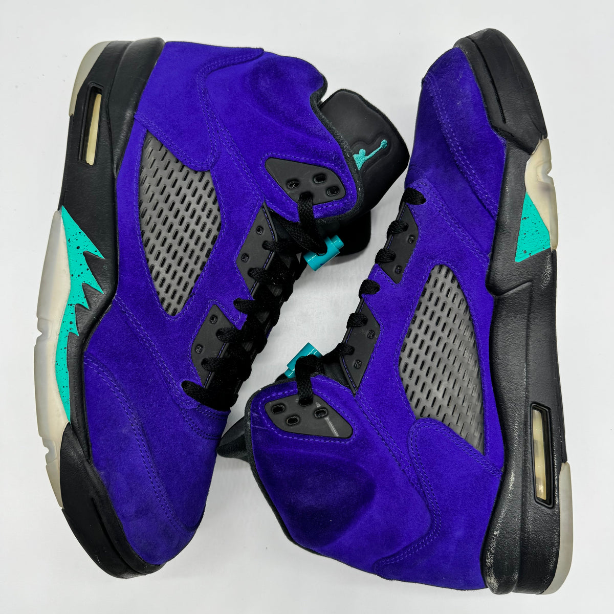 Jordan 5 Alternate Grape