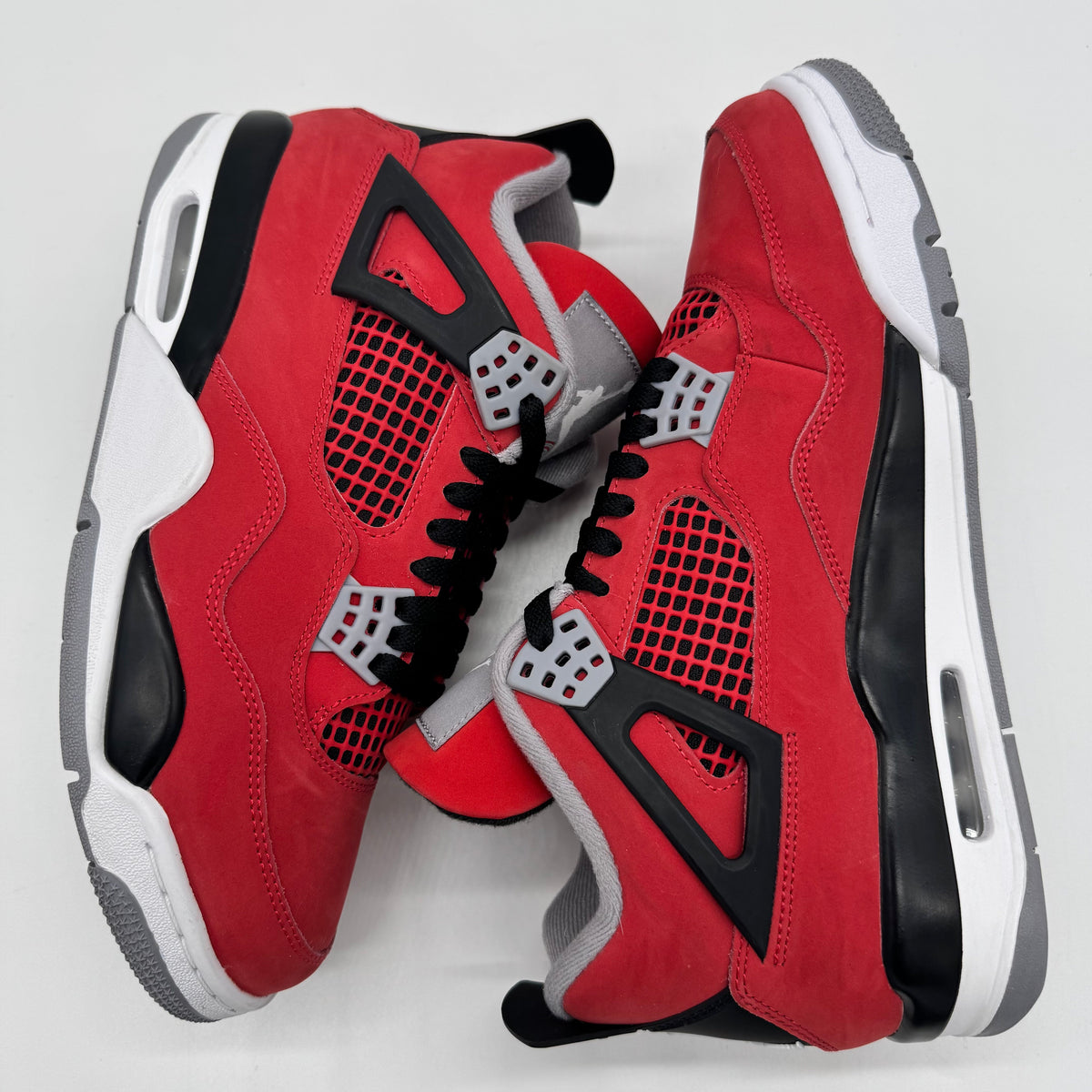 Jordan 4 Toro Bravo (2026)