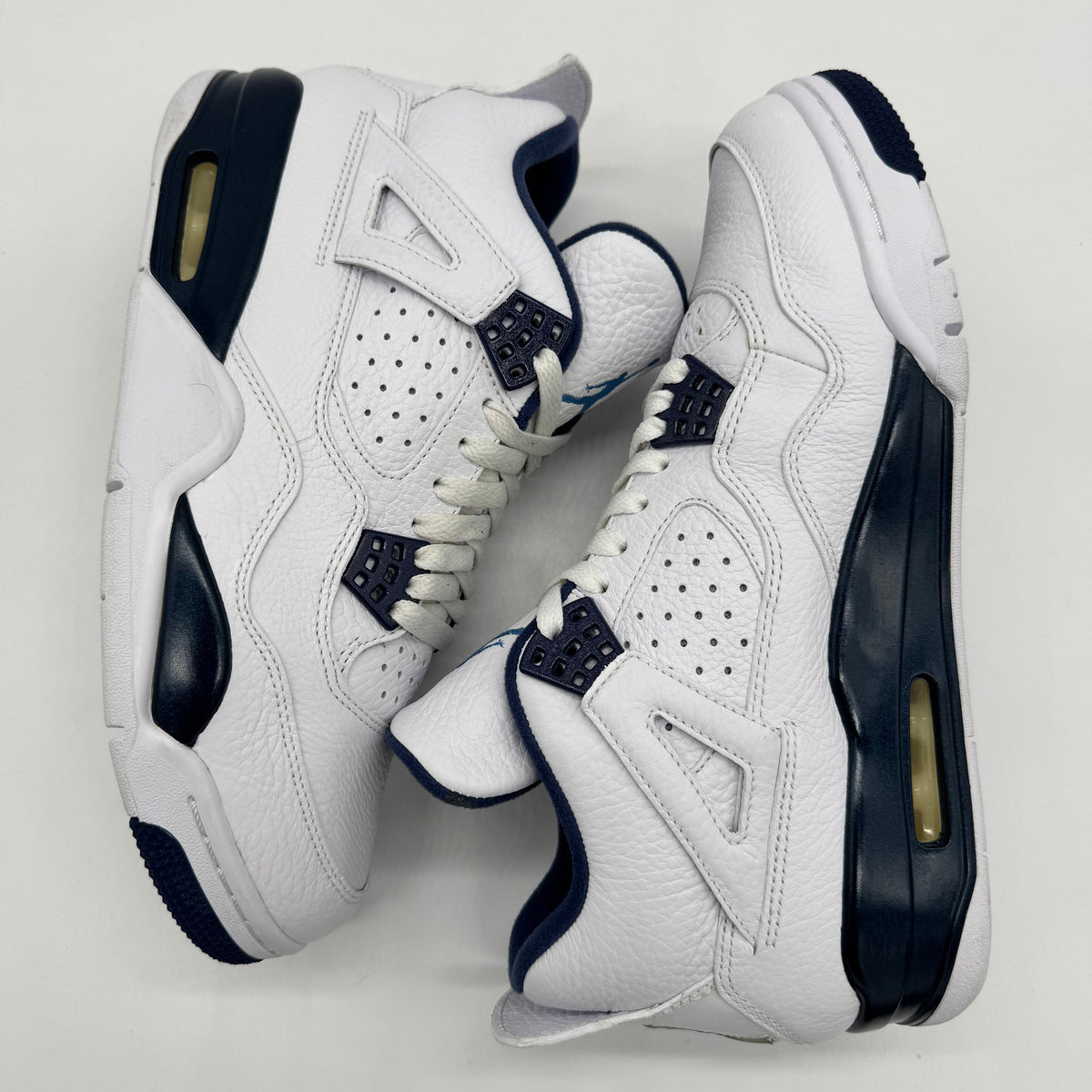Jordan 4 Columbia (2015)