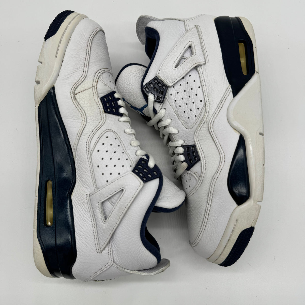 Jordan 4 Columbia (2015)