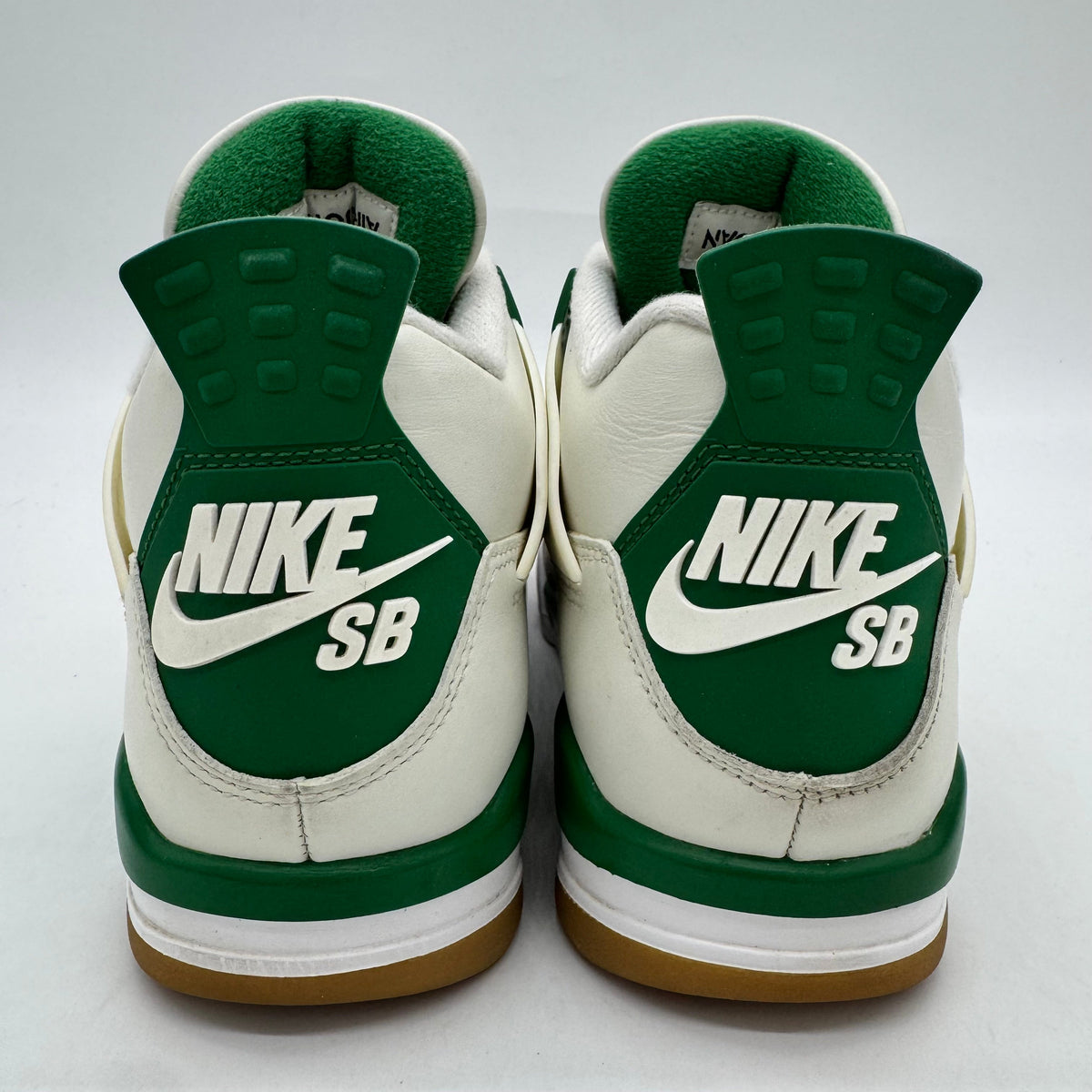 Jordan 4 SB Pine Green