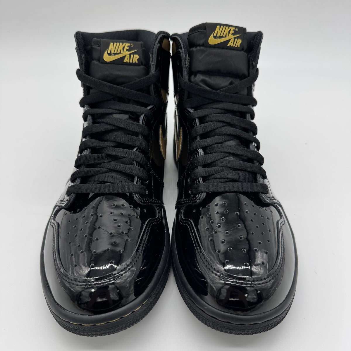 Jordan 1 High Black Metallic Gold (2020)