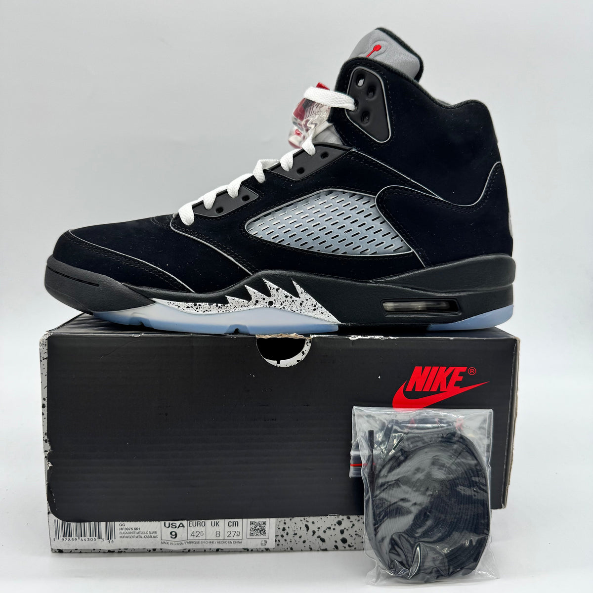 Jordan 5 OG Black Metallic Reimagined