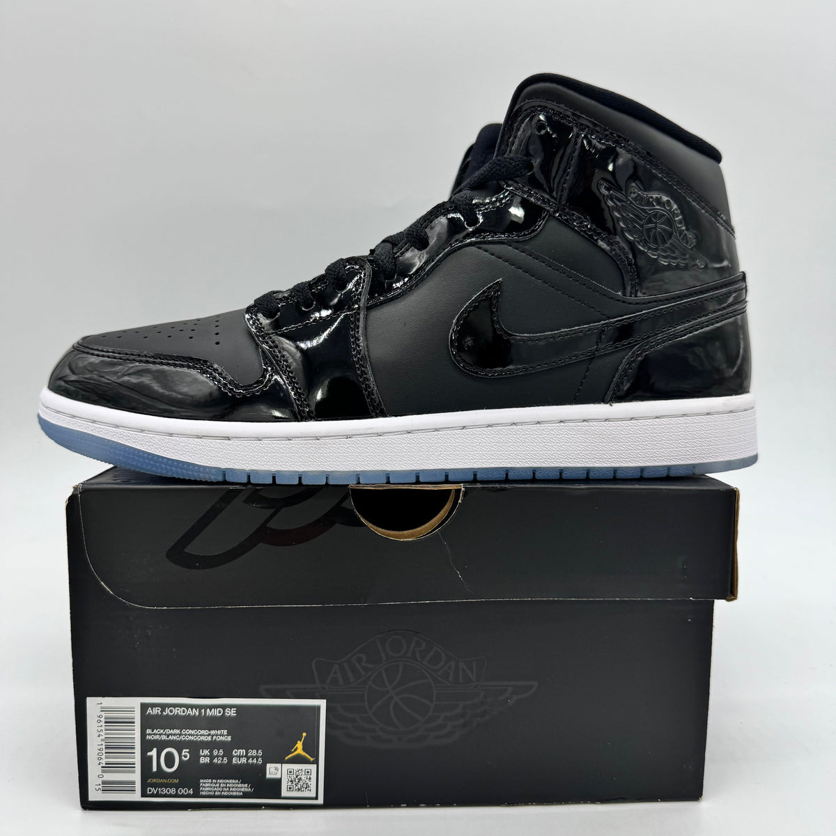 Jordan 1 Mid SE Space Jam