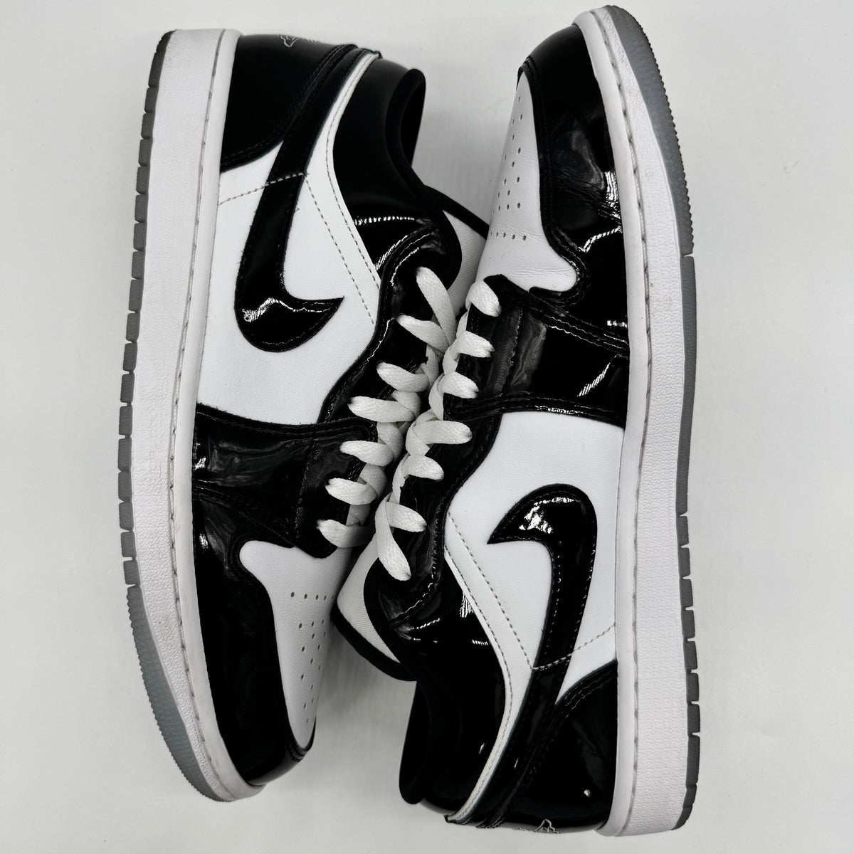 Jordan 1 Low SE Concord